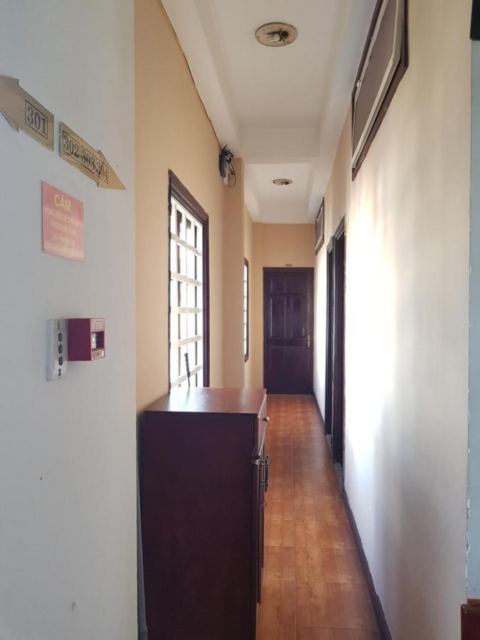 Khách sạn Khach San Nhat Quynh Anh *