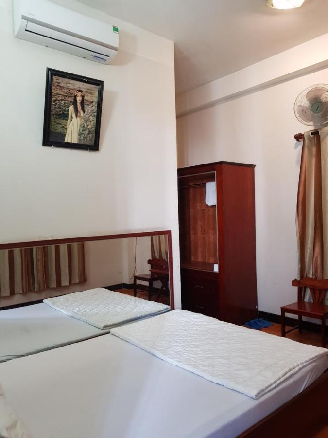 Khach San Nhat Quynh Anh Khách sạn TP. Hồ Chí Minh